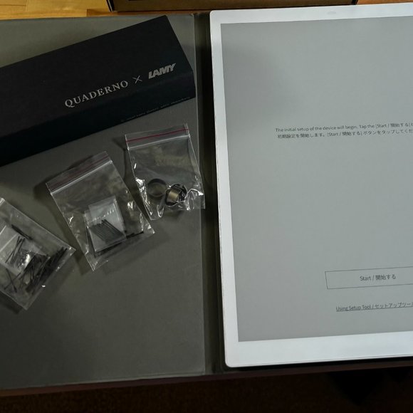 ***SOLD*** 13.3" Fujitsu Quaderno A4 (Gen. 2) 32GB E-Ink Tablet Reader - Picture 4 of 9